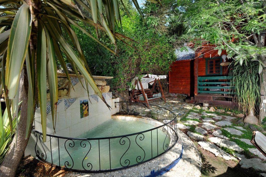 Family Cabin Menaẖemya Exteriér fotografie