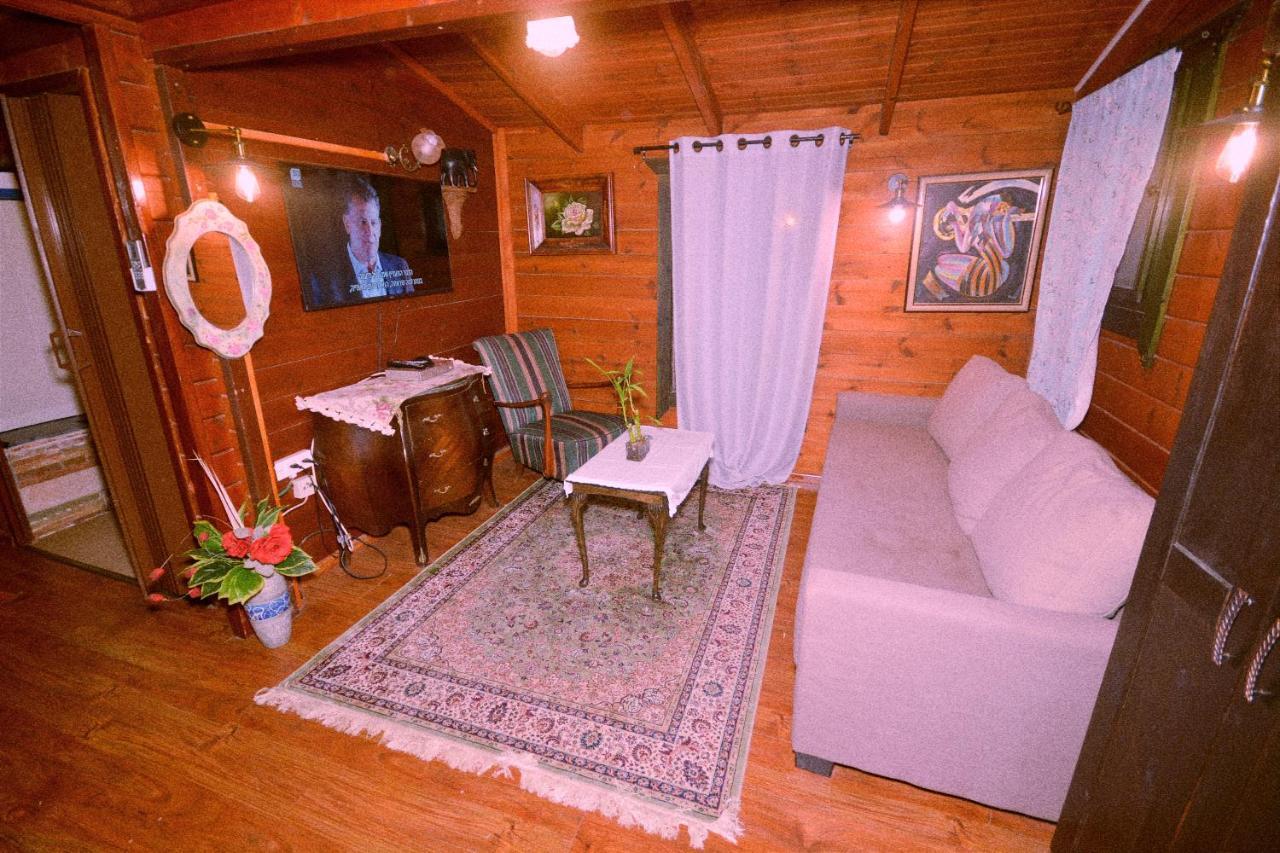 Family Cabin Menaẖemya Exteriér fotografie